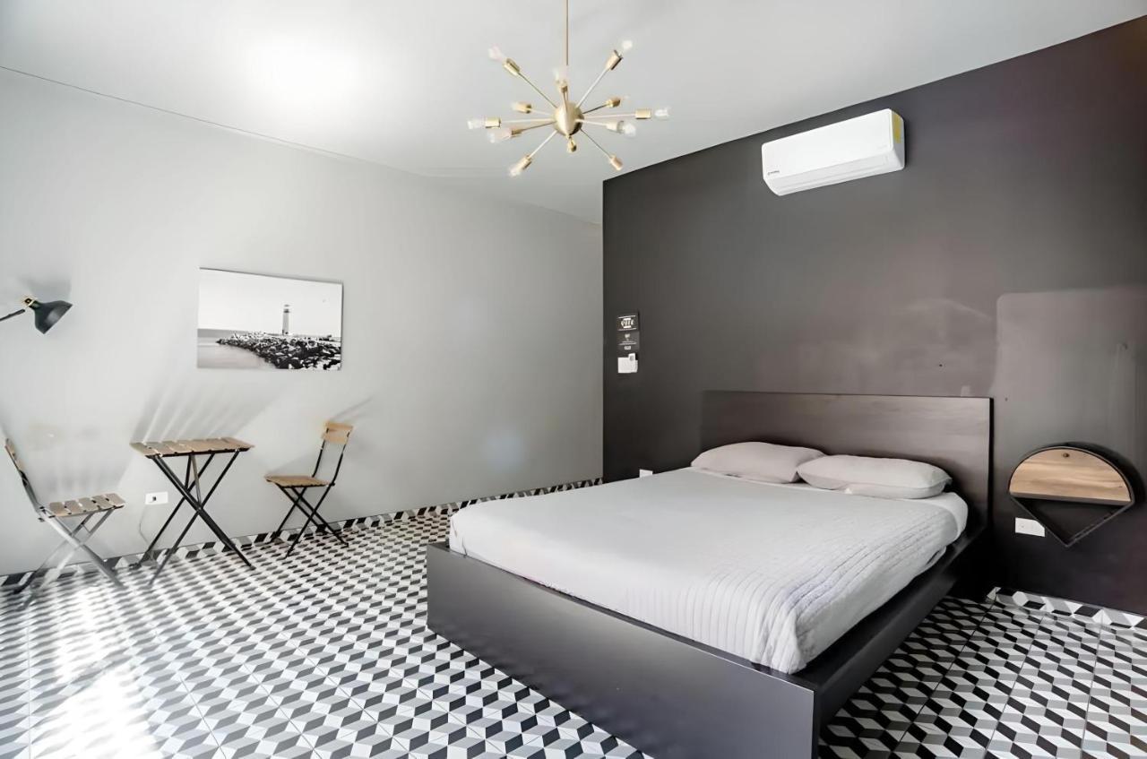 The Studios 22800 엔세나다 외부 사진